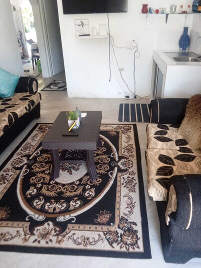 Cozy home away from home in the heart of Blackriver, Jamaica 
