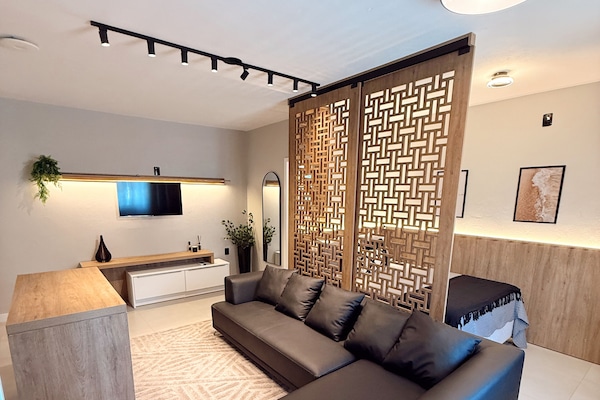 Deluxe Studio | Free WiFi