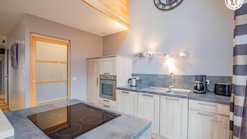 Microwave, oven, dishwasher