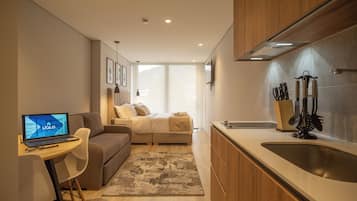 Deluxe Apartment | Living area
