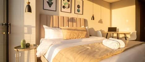 Loft | 1 bedroom, in-room safe, iron/ironing board, free WiFi