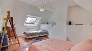 2 chambres, bureau, fer et planche à repasser, Wi-Fi gratuit
