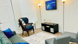 Smart-TV, bøker og printere