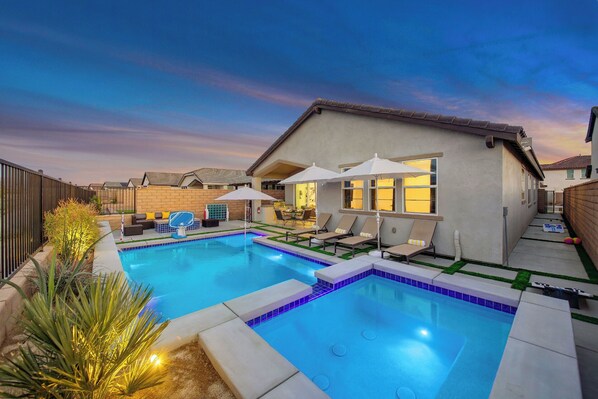 Outdoor pool, a heated pool