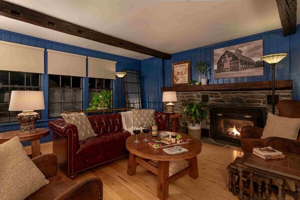 Interior - Tucker Hill Lodge  (Waitsfield)