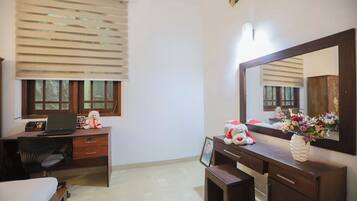 6 soveværelser, skrivebord, strygejern/strygebræt, gratis Wi-Fi