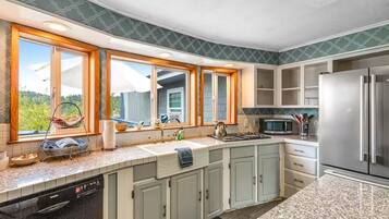 Plaque de cuisson, cafetière/bouilloire