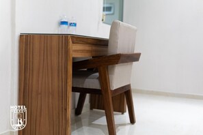 1 bedroom, laptop workspace, free WiFi, bed sheets