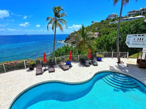 Oceanfront views! POOL - 7mins to STJ Ferry