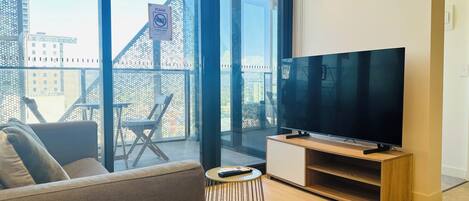 TV