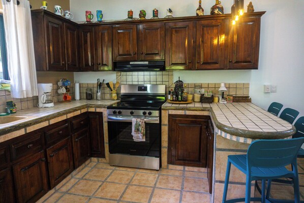 Microwave, oven