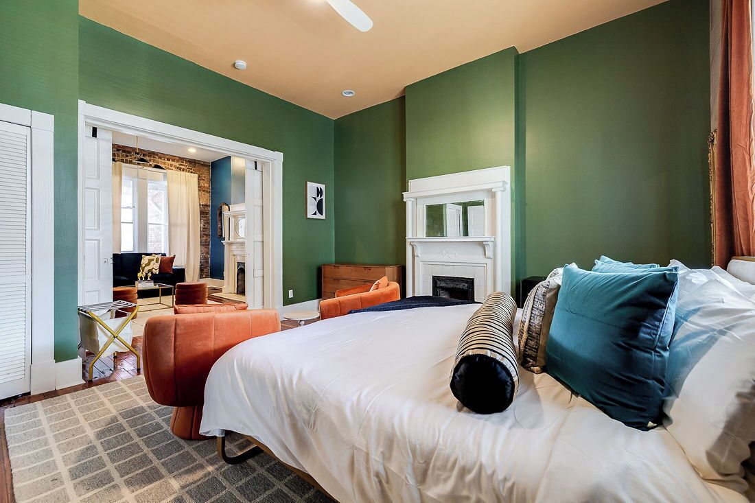 4 chambres, fer et planche à repasser, lit parapluie, Wi-Fi gratuit