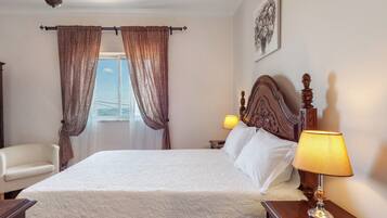 3 sovrum, strykjärn/strykbräda, gratis wi-fi och sängkläder