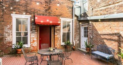 Cotton Alley | Charming 2-Bedroom Retreat in Historic Natchez, MS