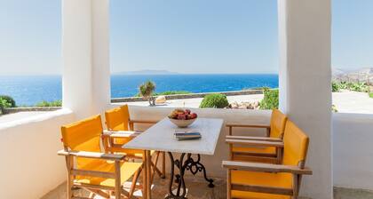 Apartment 'Suite No 3' with Sea View, Wi-Fi and Air Conditioning