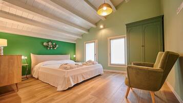 2 quartos, ferros/tábuas de passar roupa, Wi-Fi de cortesia