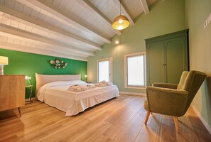 2 chambres, fer et planche à repasser, accès au Wi-Fi (inclus)