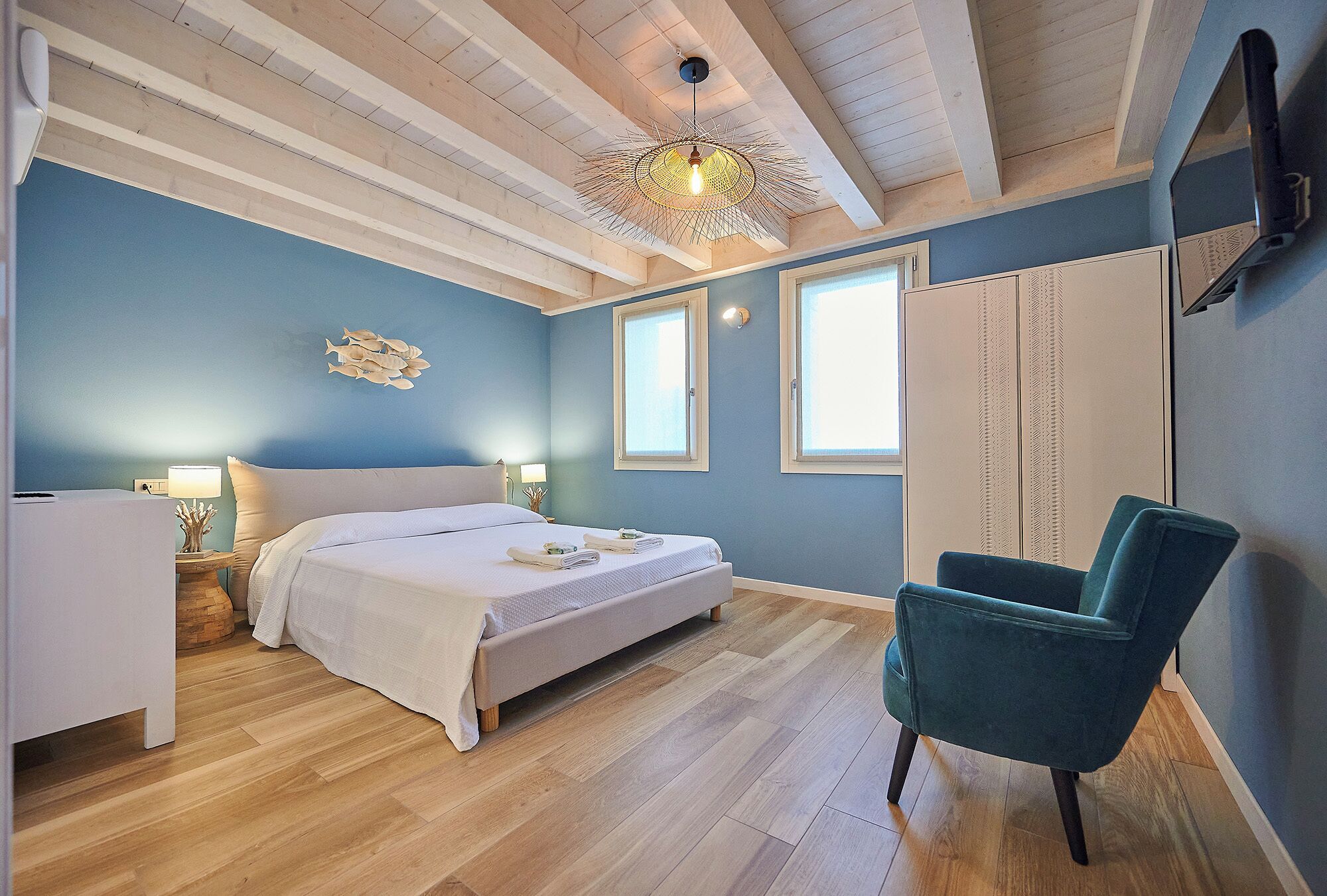 2 chambres, fer et planche à repasser, Wi-Fi gratuit, draps fournis