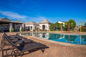 Pool - Elim Valley 4228, Private pool, foosball, ping pong, and more (Hurricane)