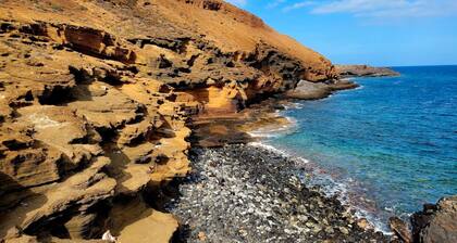 Vacation 'Fairways' with Shared Heated Pool, Wi-Fi and Air Conditioning