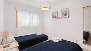 2 chambres, fer et planche Ă repasser, Wi-Fi gratuit, draps fournis