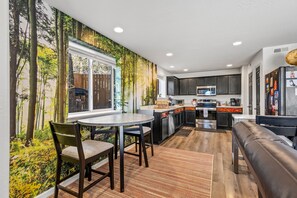 Fridge, microwave, oven, stovetop - Terrace #1 | 2 BR/1BA | Dec. Weekday Availability (Flagstaff)