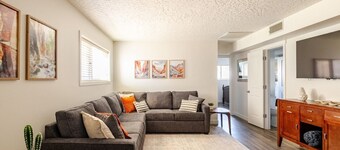 *New* Hot Tub, Pickleball, Putt Putt  -Sports Village