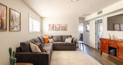 *New* Hot Tub, Pickleball, Putt Putt -Sports Village