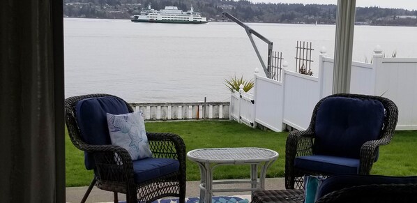 Property grounds - Point Herron Cottage in Manette (Bremerton)