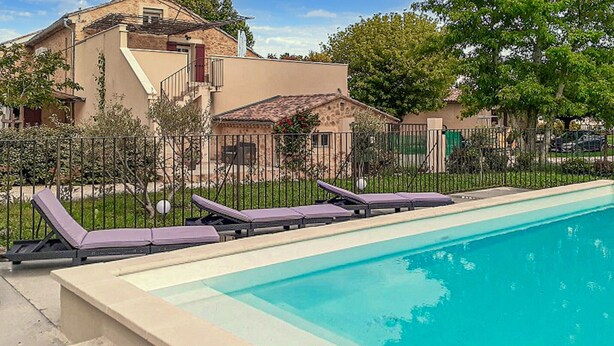 Pool - 5 bedroom cozy home in Piolenc (Piolenc)