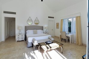 8 bedrooms, iron/ironing board, WiFi, bed sheets