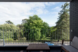 Property grounds - Urban apartment Parkside, Cozy Lounge & Dining (Launceston)