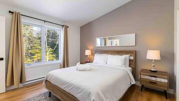 3 bedrooms, iron/ironing board, WiFi