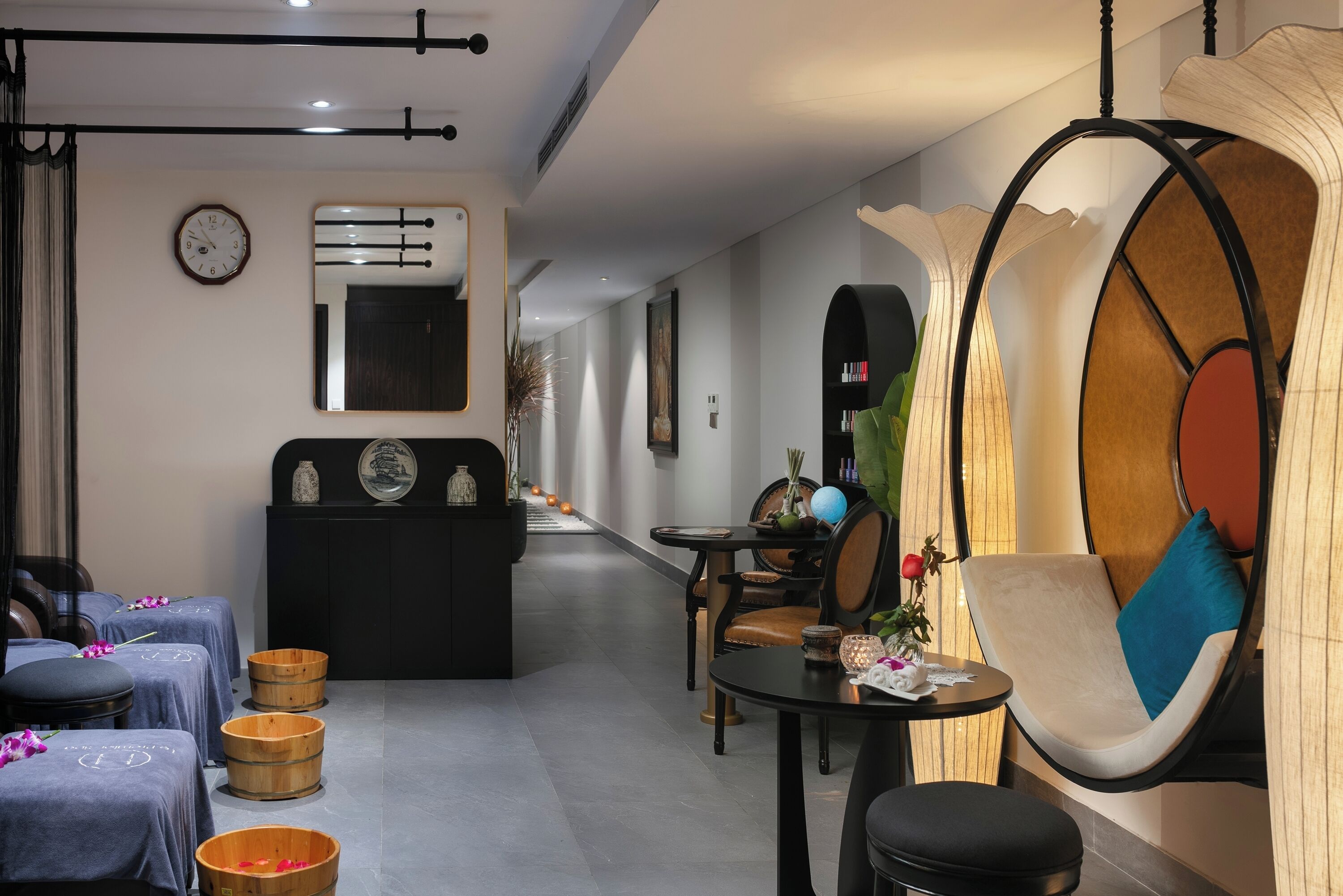 Photo - Le Premier Hotel & Rooftop Bar