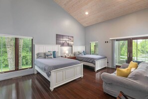 2 dormitorios, tabla de planchar con plancha, wifi gratis y ropa de cama