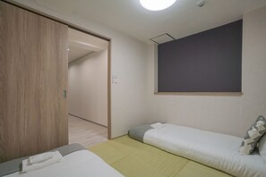 2 bedrooms, blackout curtains, free WiFi, bed sheets - STAY OSAKA NANBA (Osaka)