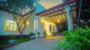 Bagian depan properti