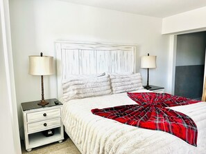 5 chambres, fer et planche à repasser, Wi-Fi, draps fournis