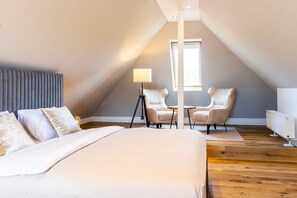 3 slaapkamers, een bureau, wifi