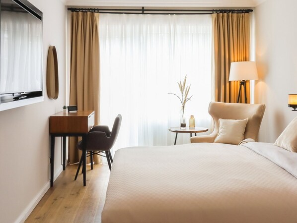 1 Schlafzimmer, Schreibtisch, WLAN