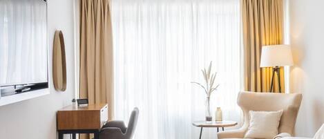 1 sovrum, skrivbord och wi-fi