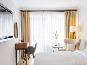 1 bedroom, desk, WiFi - Only a 7-minute walk to the beach, high-quality vacation apartment with terrace in a quiet (Scharbeutz)