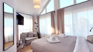 5 室のベッドルーム、デスク、アイロン / アイロン台、WiFi