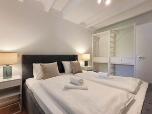 2 Schlafzimmer, Bügeleisen/Bügelbrett, WLAN