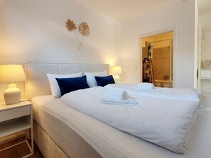 Unclassified image, 5 of 6, button - Cozy vacation apartment with sea view and terrace - Only 50 meters to the beach (Sierksdorf)