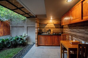 Luxury Villa, Patio, Garden View | 1 bedroom, desk, free WiFi, bed sheets - Pertiwi Uma Sari (Ubud)