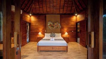 Luxury Villa, Patio, Garden View | 1 bedroom, desk, free WiFi, bed sheets