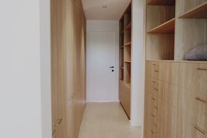 Executive Suite, Park View | Wardrobe