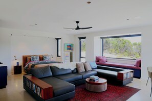 Suite – executive, parkutsikt | Minibar, lydisolert, strykejern/-brett og wi-fi (inkludert)