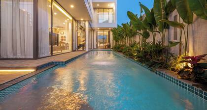 Amazing Newly Built Pool Villas Danang